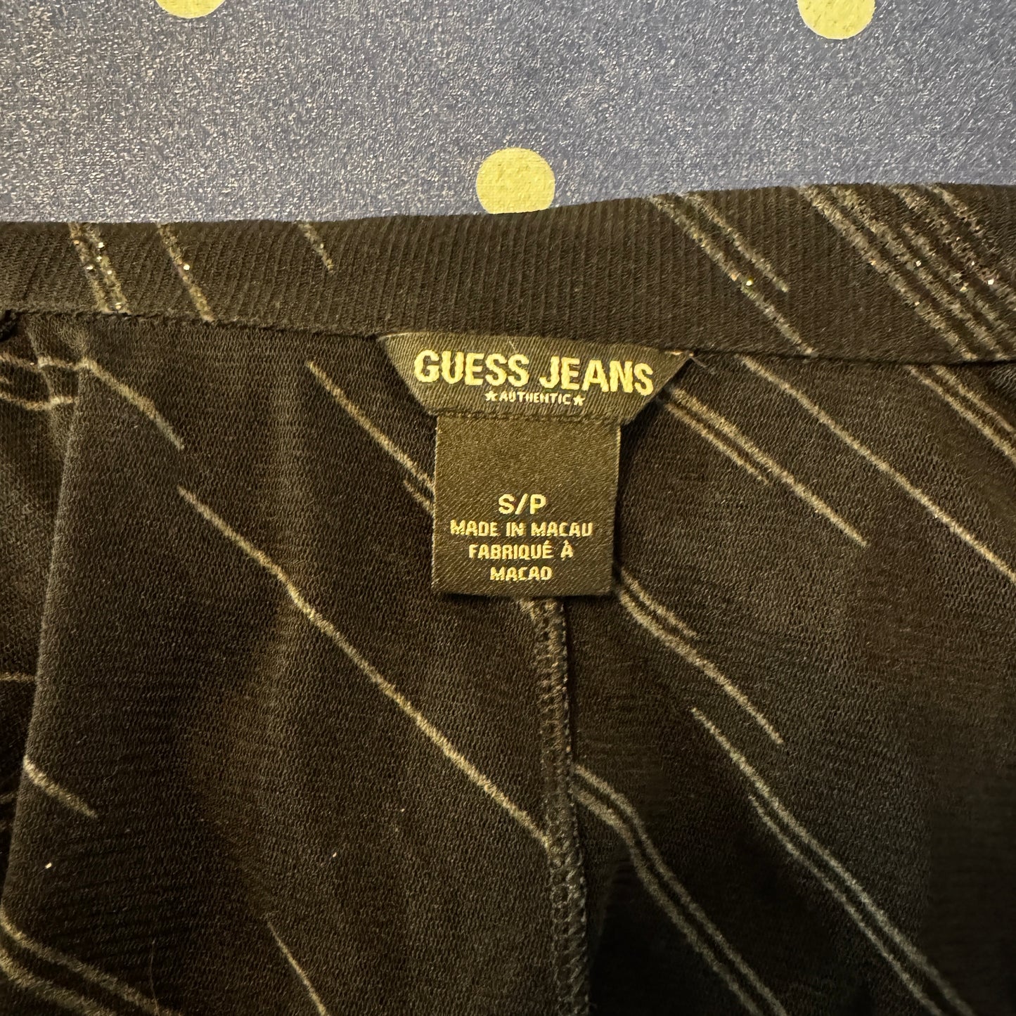 GUESS BUTTON UP