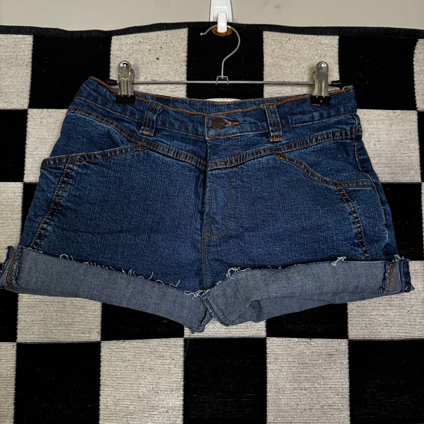 LINE WORK MICRO SHORTS