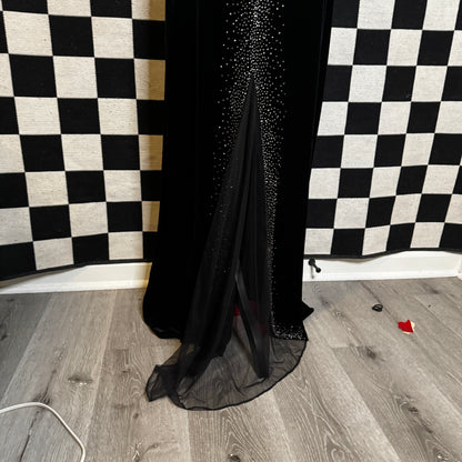 VINTAGE VELVET GOWN