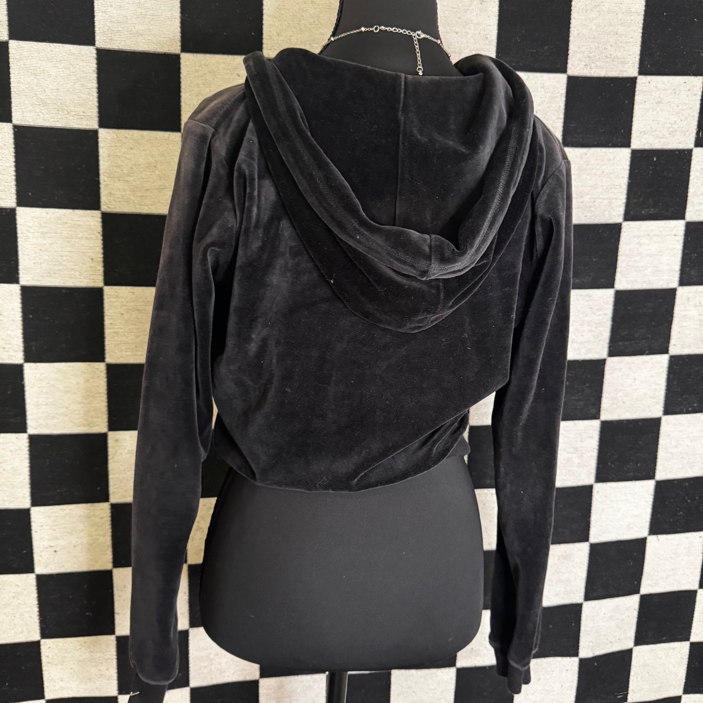 BLACK SWEATSUIT TOP