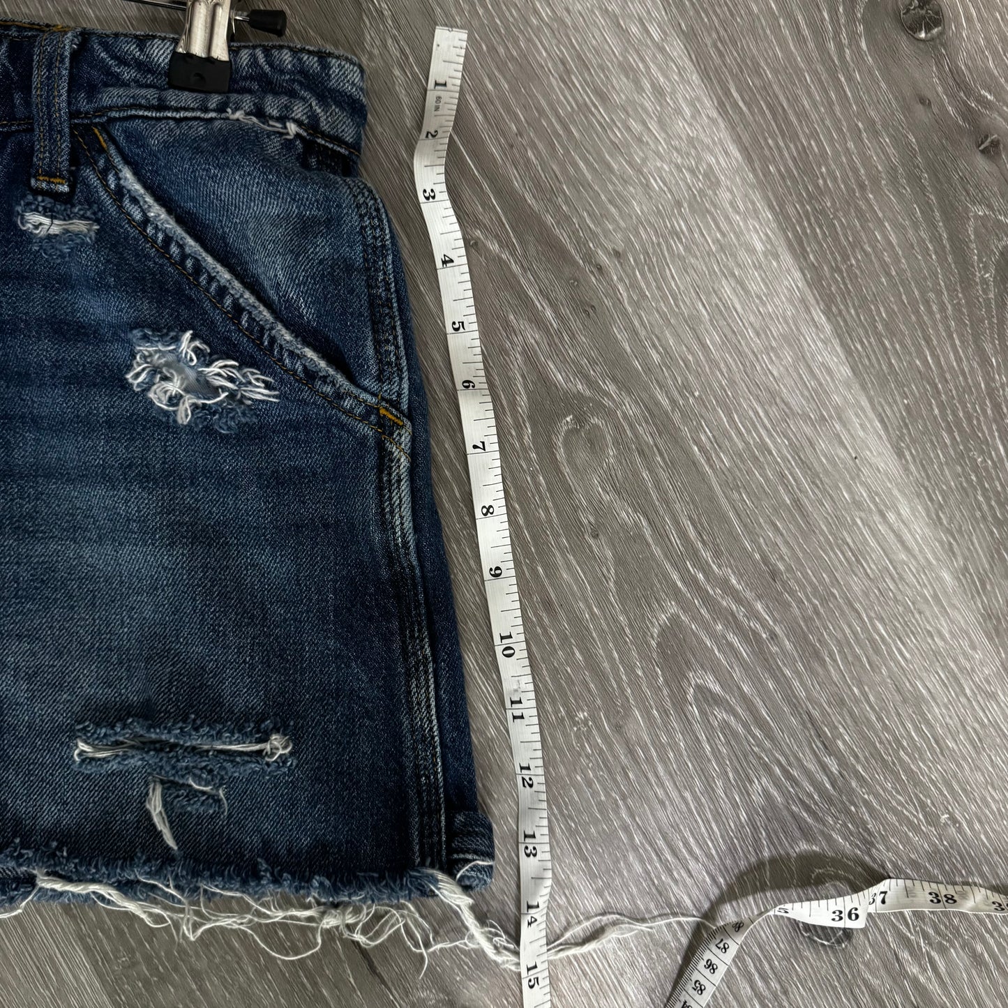 LEE SHORTS