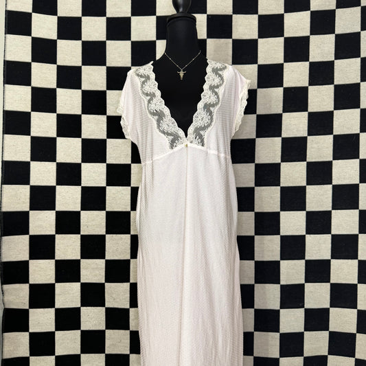 PINK COTTAGE-CORE NIGHTGOWN